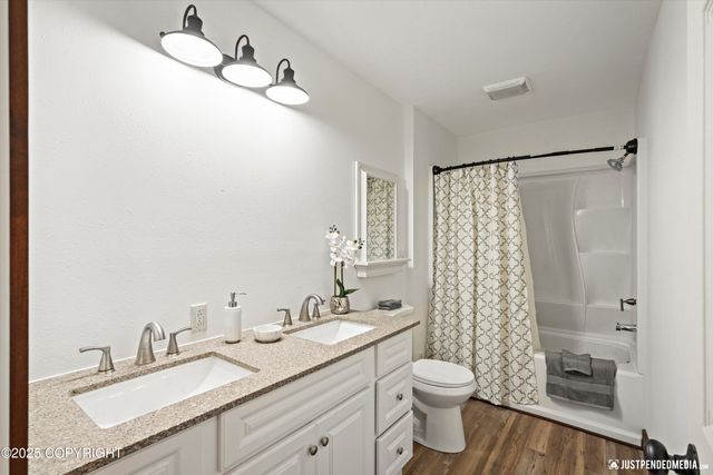 12475 W Corn Street, Houston, AK 99623