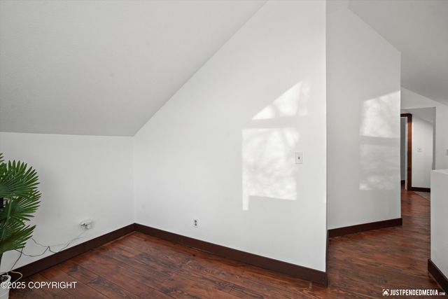 12475 W Corn Street, Houston, AK 99623