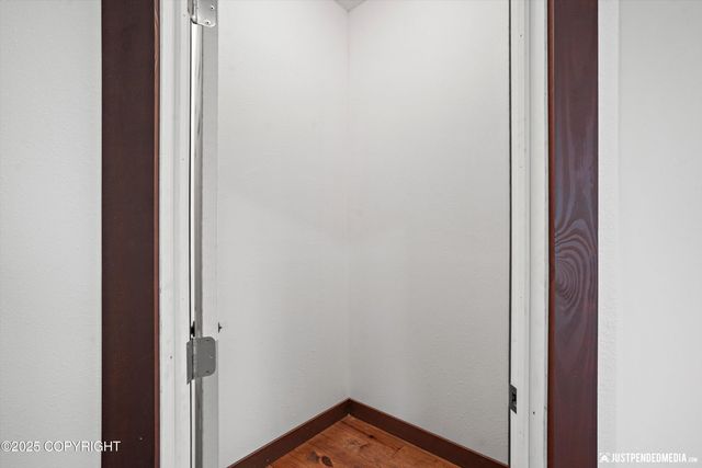 12475 W Corn Street, Houston, AK 99623