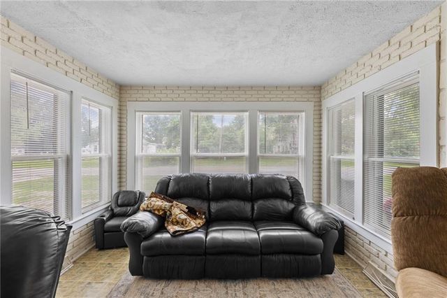 103 E 1st Street, Wellsville, KS 66092