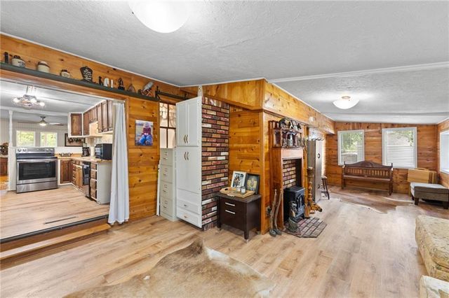 103 E 1st Street, Wellsville, KS 66092