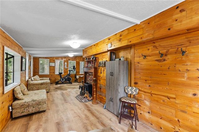 103 E 1st Street, Wellsville, KS 66092