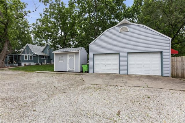 103 E 1st Street, Wellsville, KS 66092