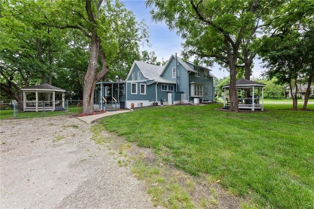 103 E 1st Street, Wellsville, KS 66092