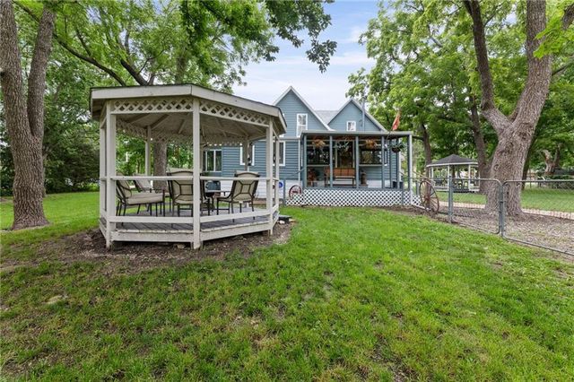 103 E 1st Street, Wellsville, KS 66092