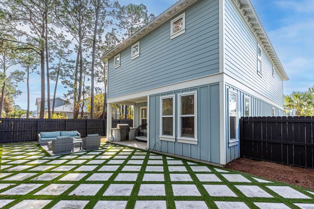 177 Lakeland Drive, Miramar Beach, FL 32550