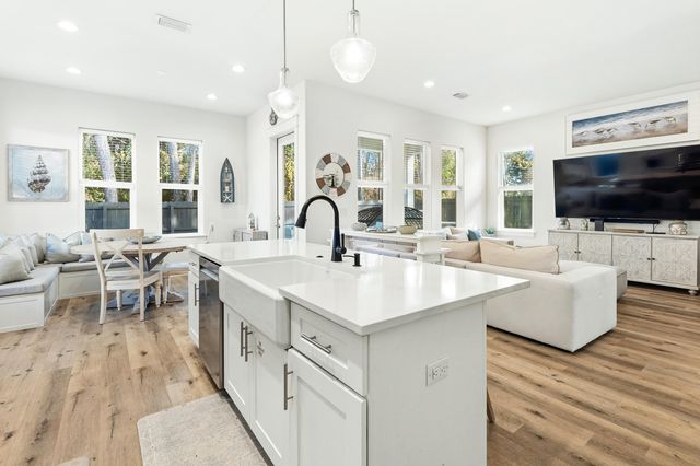177 Lakeland Drive, Miramar Beach, FL 32550