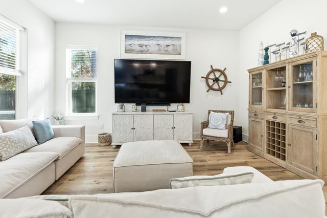 177 Lakeland Drive, Miramar Beach, FL 32550