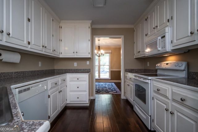 119 Spring Lake Drive, Athens, GA 30605