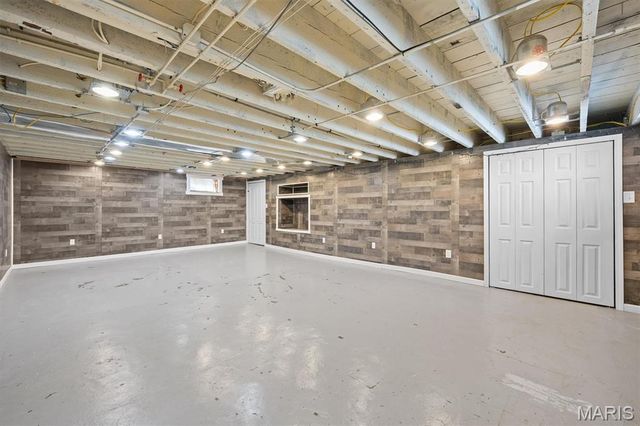 404 Polk Street, Belleville, IL 62220
