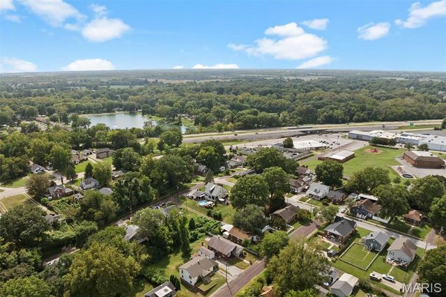 404 Polk Street, Belleville, IL 62220