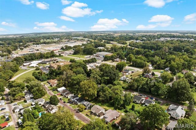 404 Polk Street, Belleville, IL 62220
