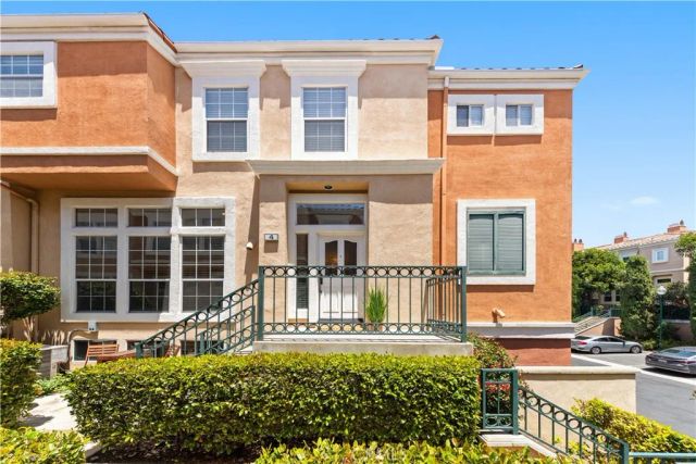 4 Imperial Aisle, Irvine, CA 92606