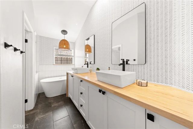 4 Imperial Aisle, Irvine, CA 92606