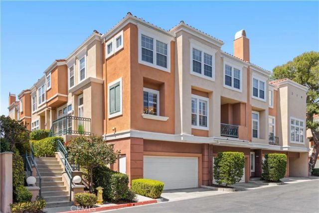4 Imperial Aisle, Irvine, CA 92606