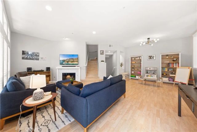4 Imperial Aisle, Irvine, CA 92606