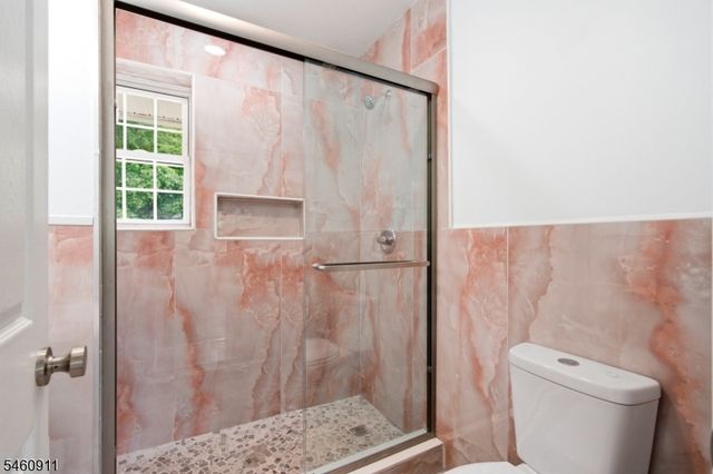 89 Armstrong Rd, Wantage Twp., NJ 07461