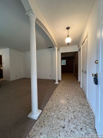 1735 DONALDSON AVE, San Antonio, TX 78228