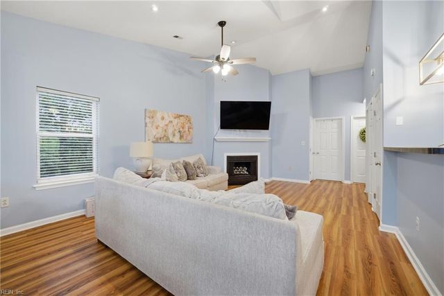 207 Westover Ave Apt 301, Norfolk, VA 23507