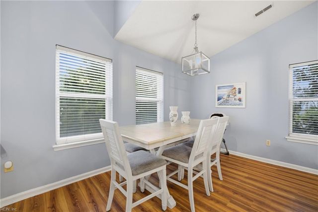 207 Westover Ave Apt 301, Norfolk, VA 23507