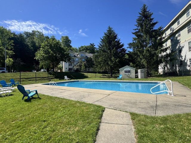 93 Hildred Drive, Burlington, VT 05401