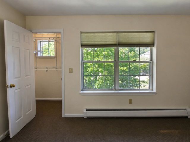 93 Hildred Drive, Burlington, VT 05401