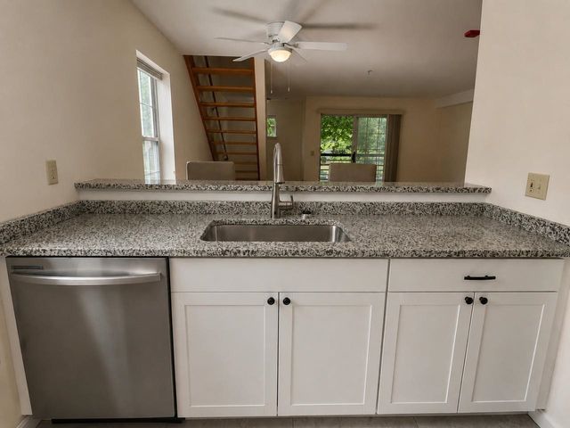 93 Hildred Drive, Burlington, VT 05401