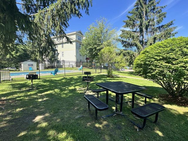 93 Hildred Drive, Burlington, VT 05401