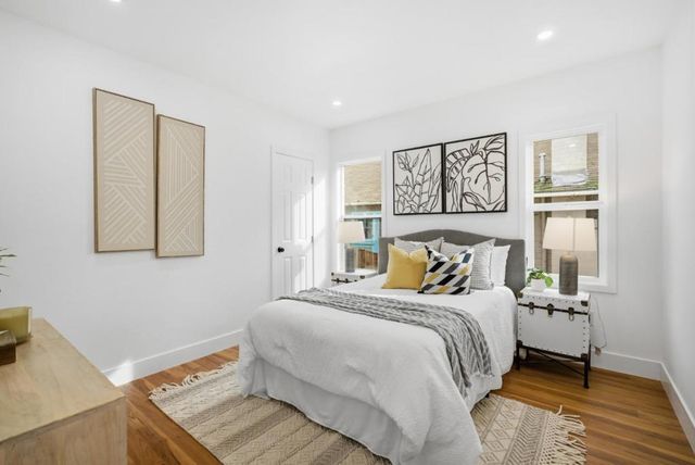 8724 Macarthur Boulevard, Oakland, CA 94605