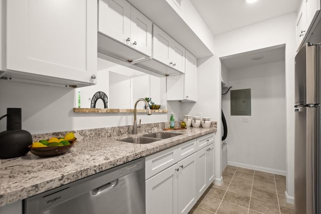 6718 SILVERMINE DR 802, Austin, TX 78736
