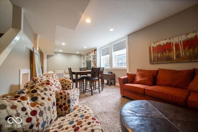 723 Palmer Drive, Noblesville, IN 46062