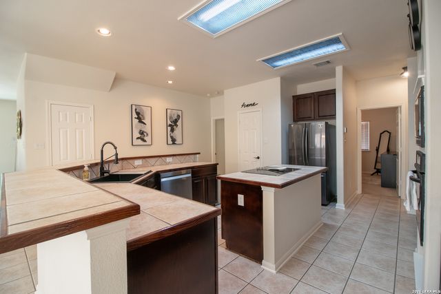 15923 Socorro Falls, Helotes, TX 78023