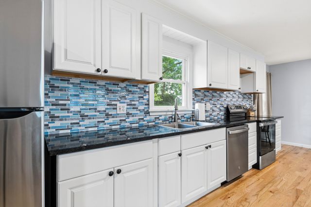 2220 Cherry Dr, Pulaski, TN 38478