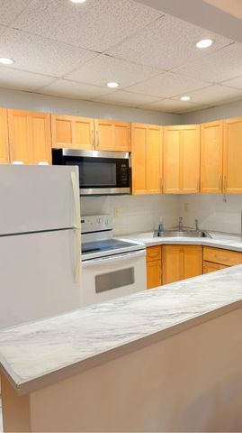 1560 Mckinley Street 111w, Hollywood, FL 33020