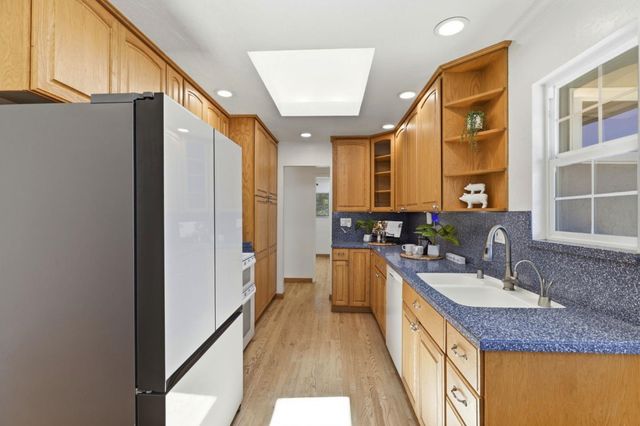 5897 Erskine Court, San Jose, CA 95123