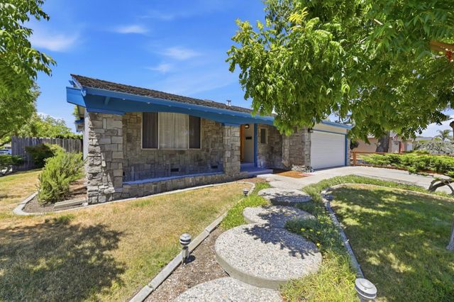 5897 Erskine Court, San Jose, CA 95123