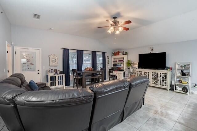 936 Central Avenue, Fort Walton Beach, FL 32547