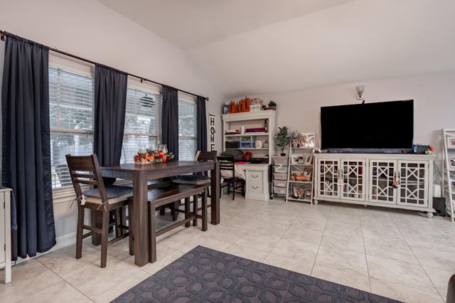 936 Central Avenue, Fort Walton Beach, FL 32547