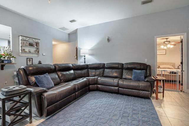 936 Central Avenue, Fort Walton Beach, FL 32547