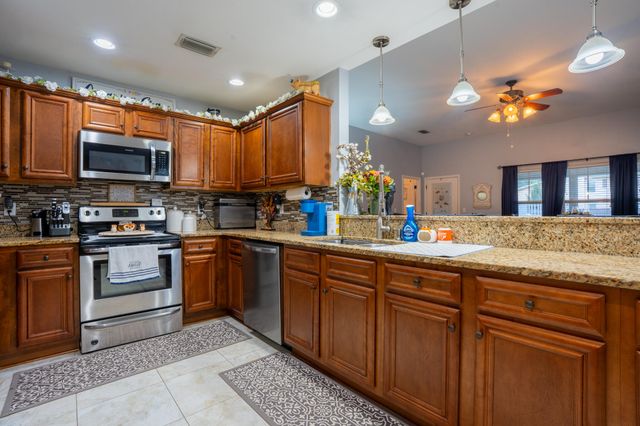 936 Central Avenue, Fort Walton Beach, FL 32547