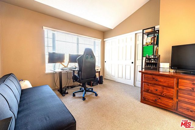 4600 Don Lorenzo Drive 4, Los Angeles, CA 90008