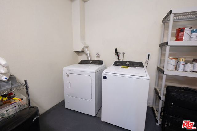 4600 Don Lorenzo Drive 4, Los Angeles, CA 90008