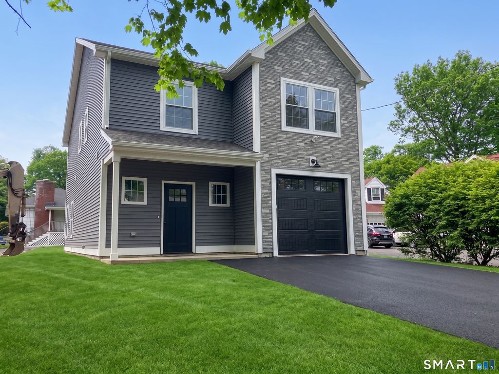 38 Cawley Street, Bristol, CT 06010