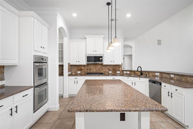 28206 Green Forest Bluff Trail, Katy, TX 77494