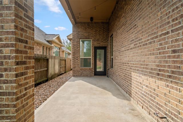 28206 Green Forest Bluff Trail, Katy, TX 77494