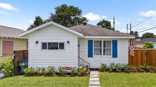 2212 48th Street, Galveston, TX 77551