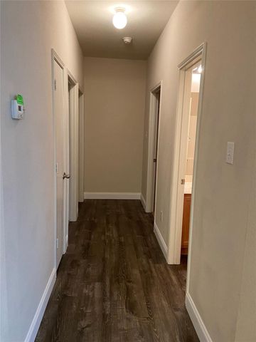 1237 Grand Central Parkway, Fort Worth, TX 76131