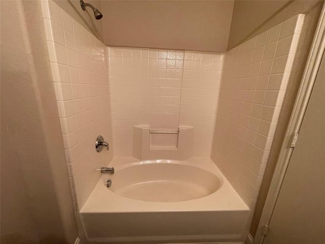 1237 Grand Central Parkway, Fort Worth, TX 76131