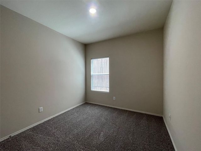 1237 Grand Central Parkway, Fort Worth, TX 76131