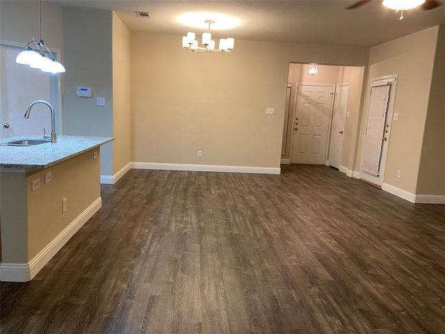 1237 Grand Central Parkway, Fort Worth, TX 76131